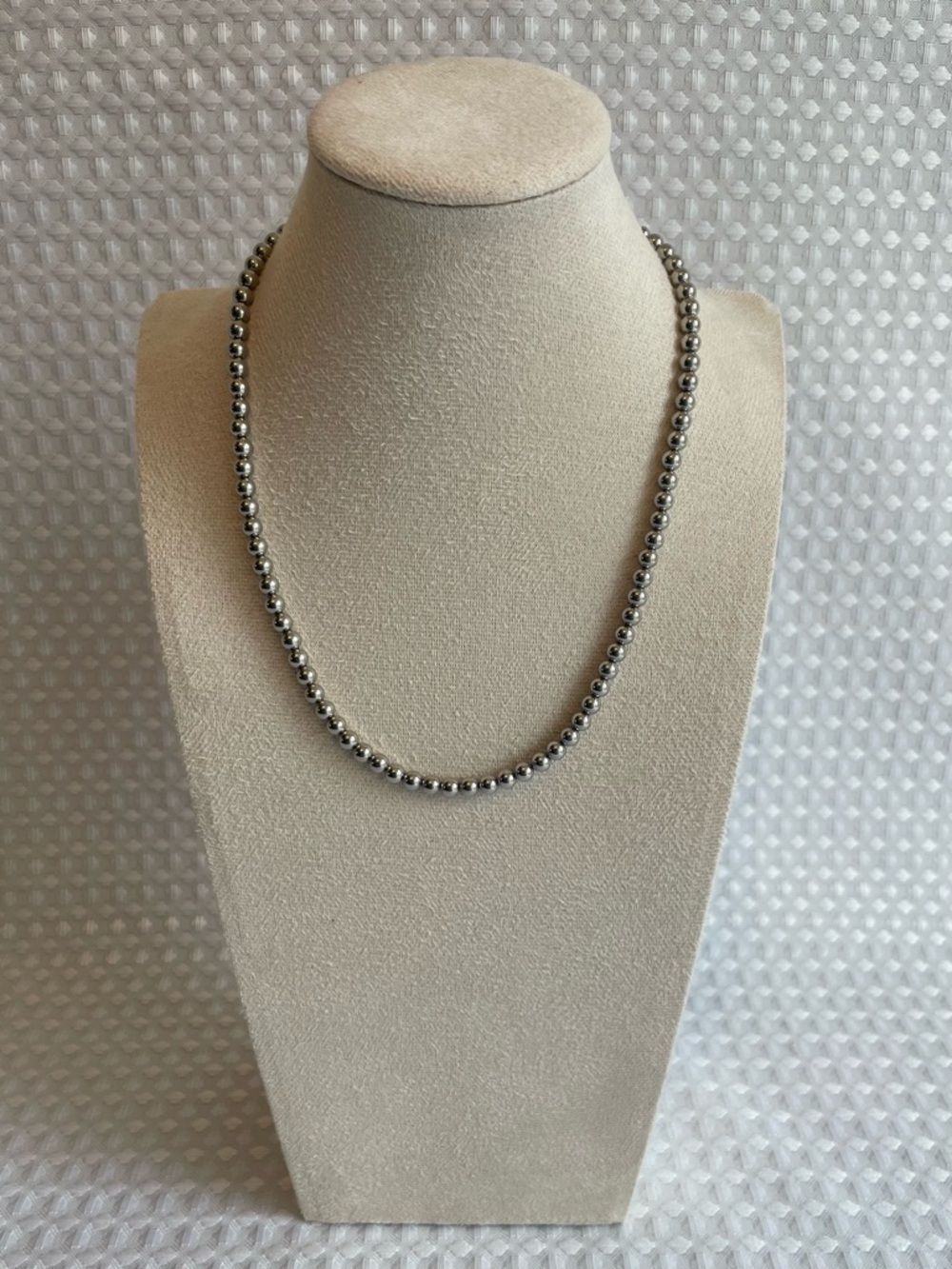 MK Logo MICHAEL KORS Silver Tone Beaded Ball Chain Necklace Women/Unisex  #748